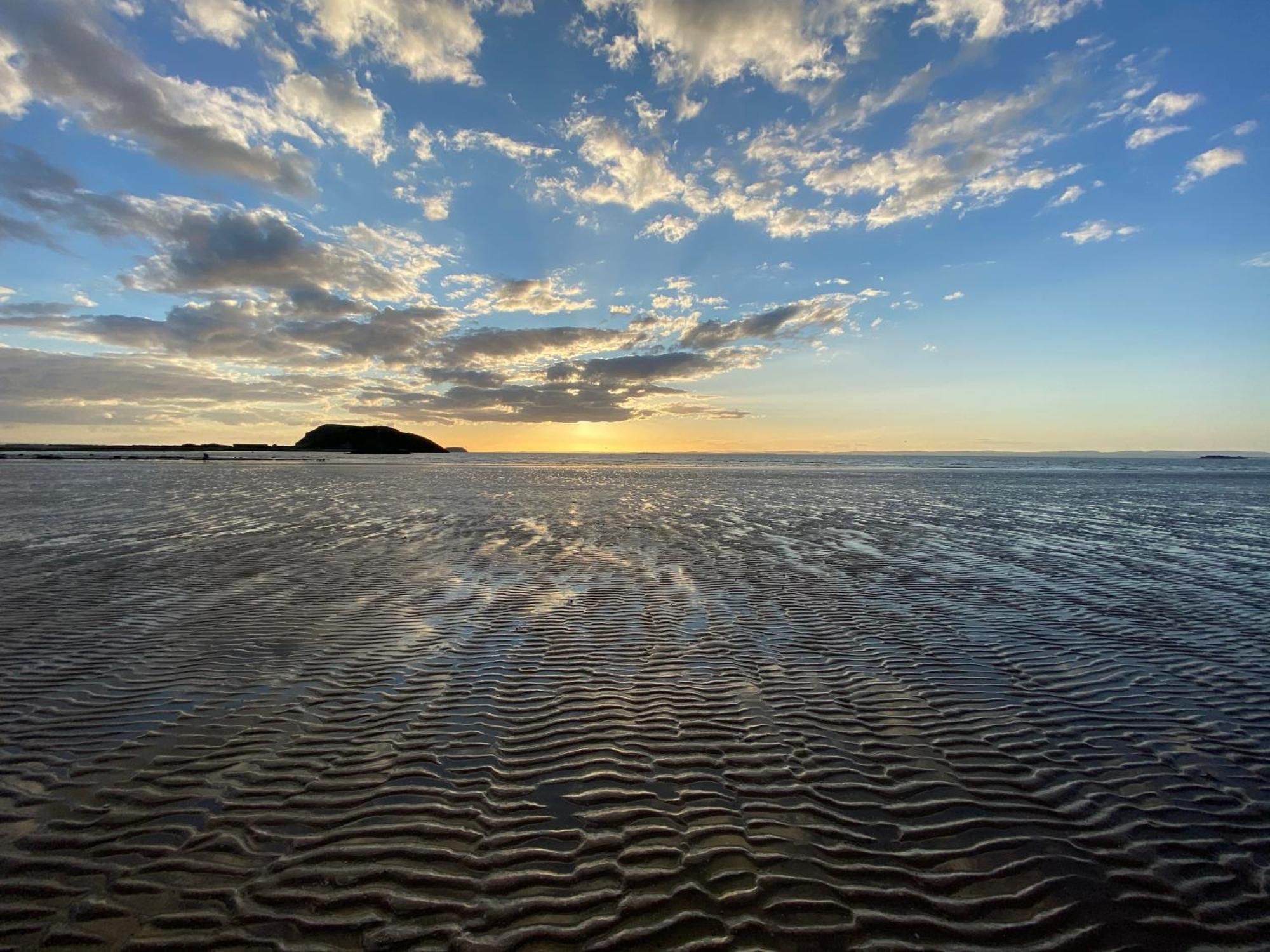 Apartment Tide Times Apartment, 3 Min Walk To Marine Weston-super-Mare